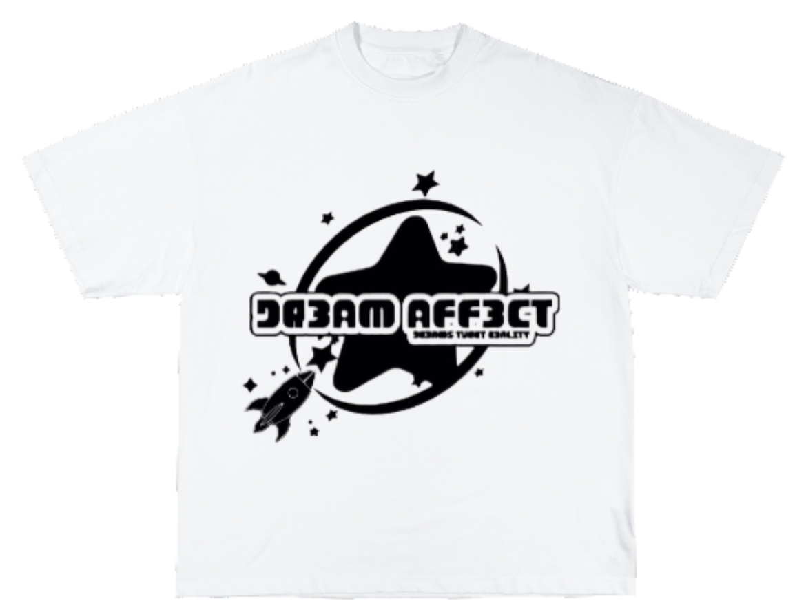 White/black tee